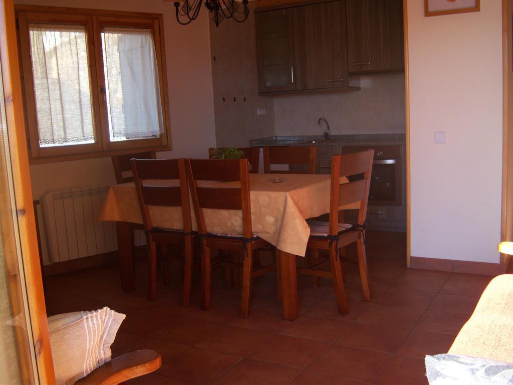 Maison d'hôtes Casa Rogel à Llesuy Extérieur photo
